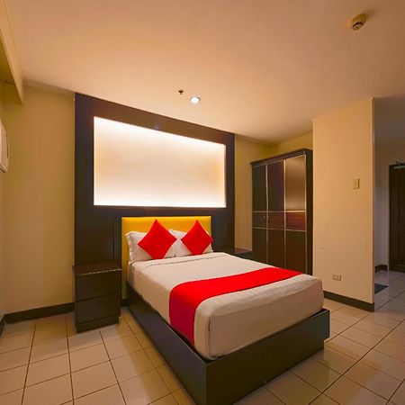 Oyo 115 Northridge Mansions Hotel Quezon City Exterior photo