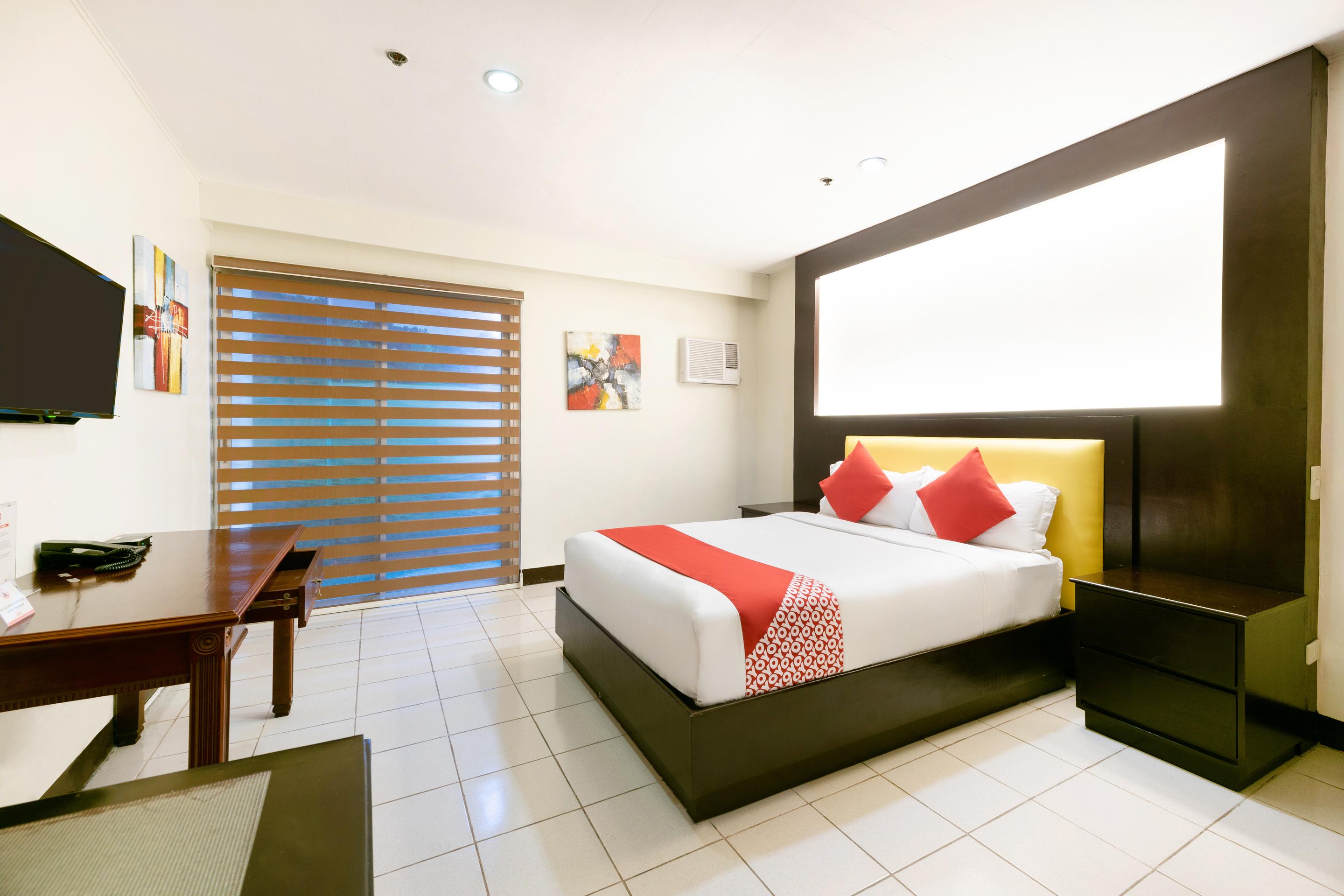 Oyo 115 Northridge Mansions Hotel Quezon City Exterior photo
